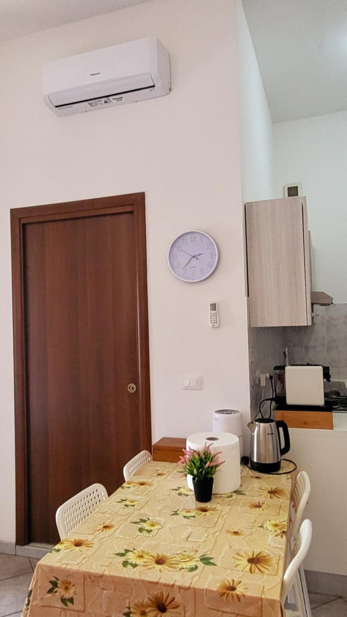 Casa Manzoni Apartment Novara Exterior foto